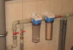 Установка проточного фильтра для воды в Видном